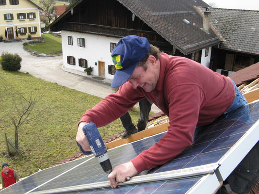 Deutscher Energiekonzern RWE nimmt Kraftwerke vom Markt