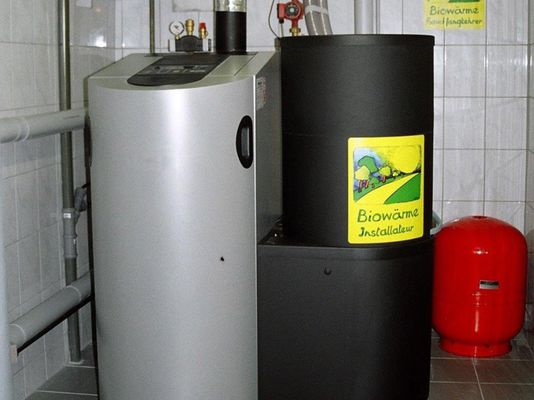 Jetzt auf Biomasse umsteigen - Klima- und Energiefonds fördert neue Holzheizungen mit 1.400 Euro
